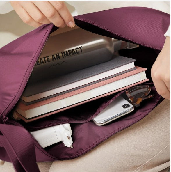 Bolso Hobo grande Got Bag Moon · Granate